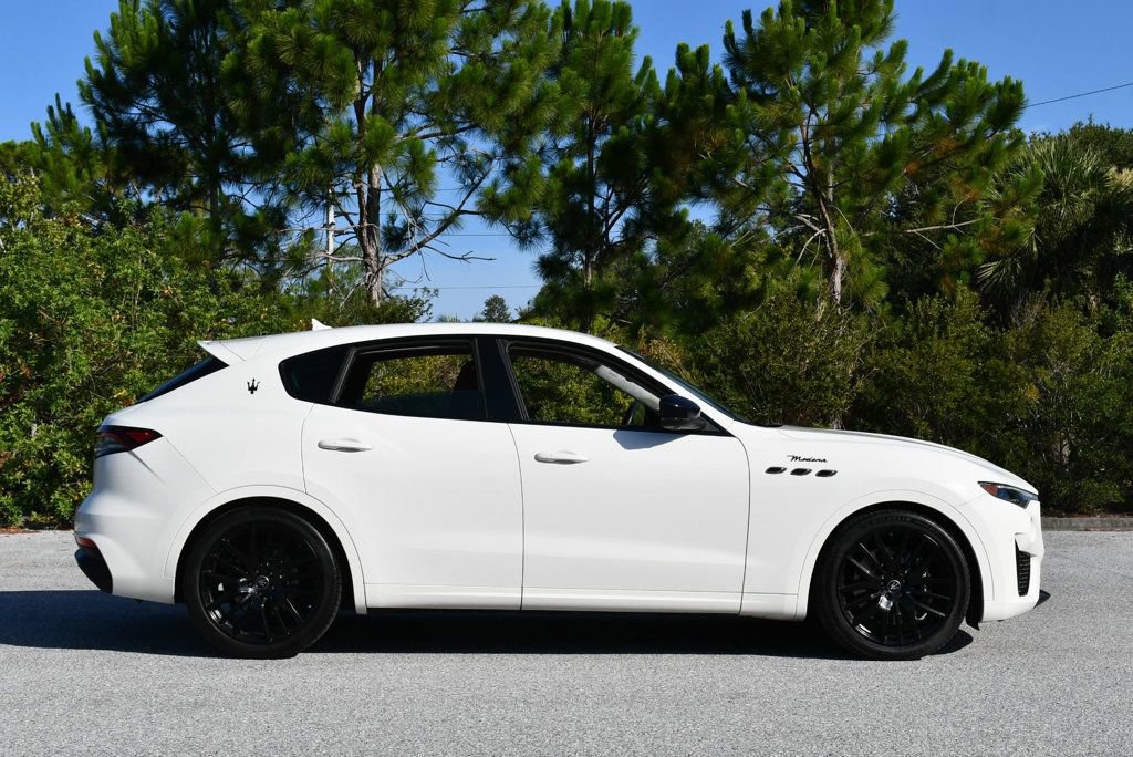 Used 2022 Maserati Levante Modena AWD/4WD image 41