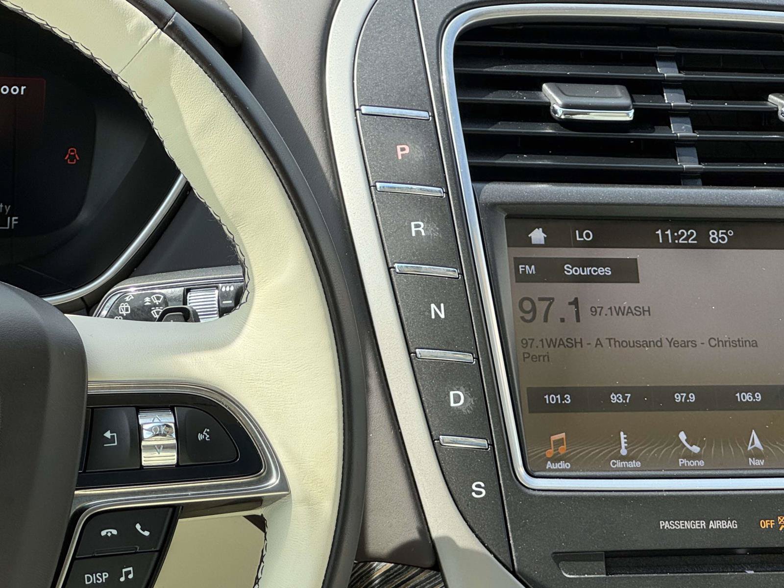 Used 2019 Lincoln Nautilus Black Label AWD/4WD image 5
