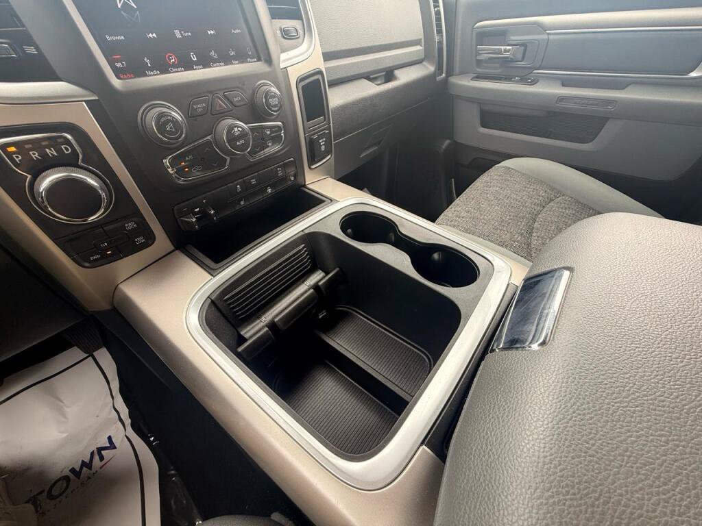 Used 2019 RAM 1500 Classic Warlock AWD/4WD image 25