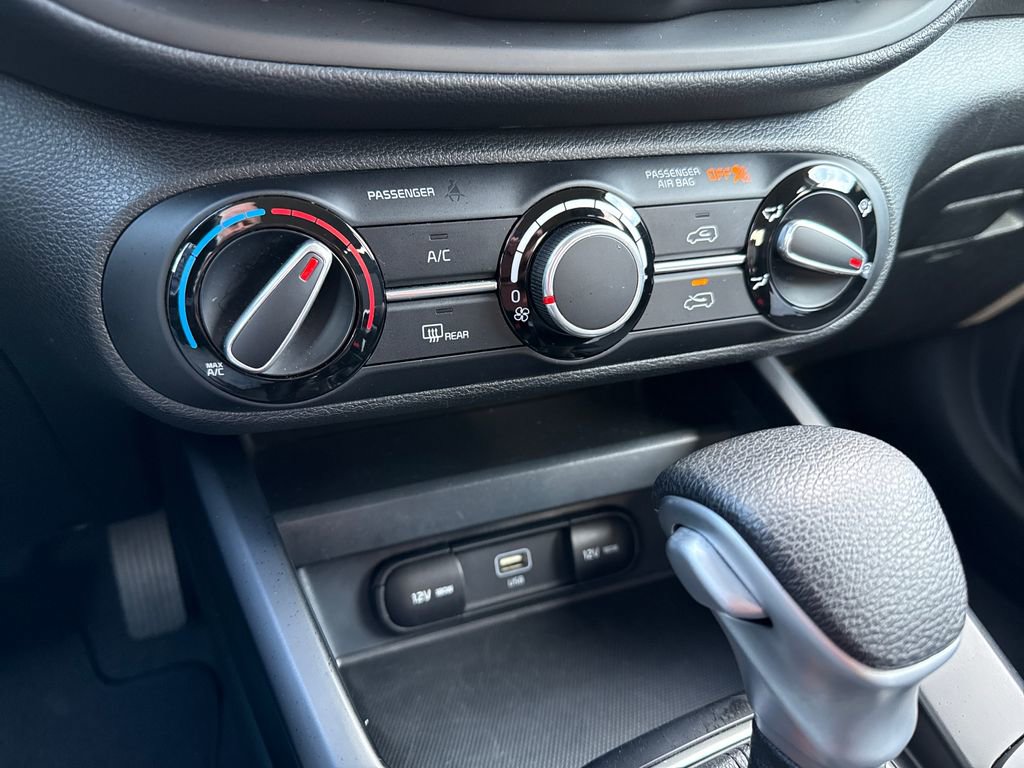 Certified 2023 Kia Soul LX w/ LX Technology Package image 30