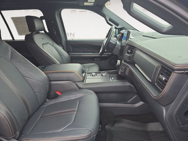 Used 2023 Ford Expedition Platinum image 15