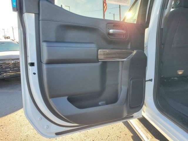 Used 2021 Chevrolet Silverado 1500 RST w/ Z71 Off-Road Package image 21