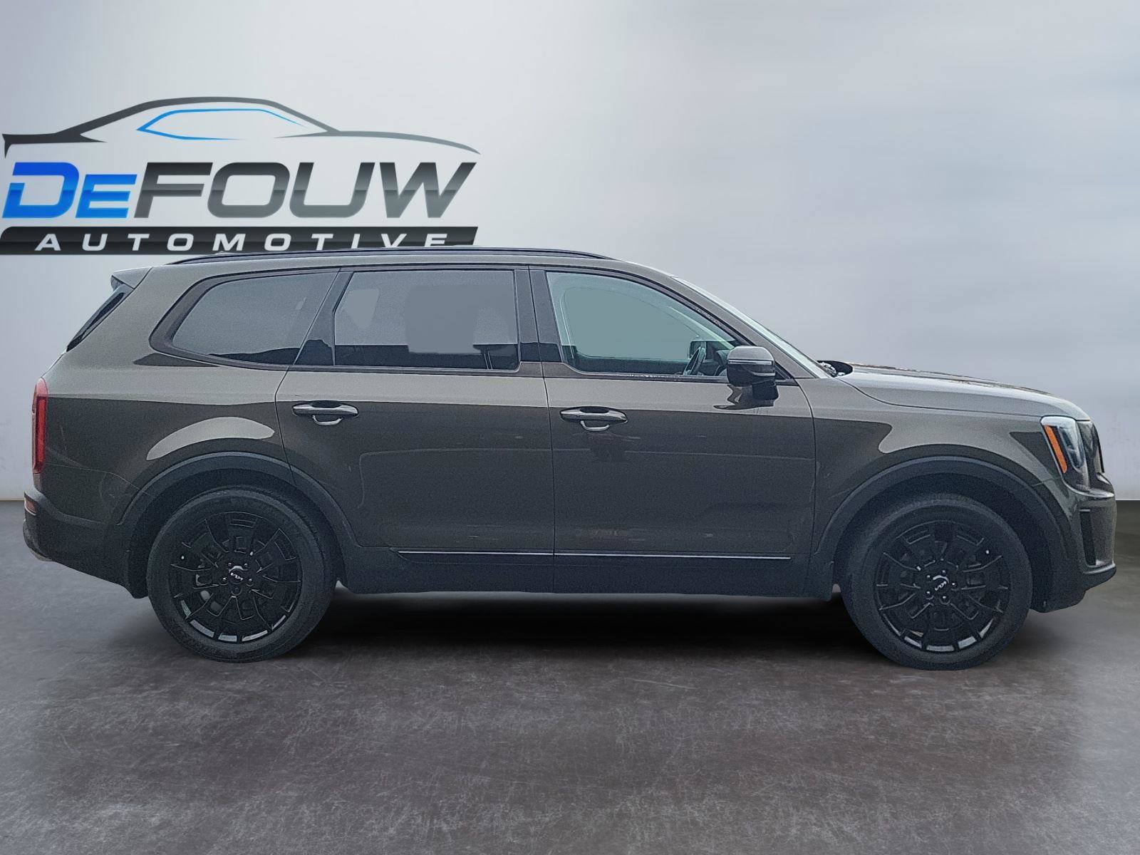 Used 2022 Kia Telluride SX image 2