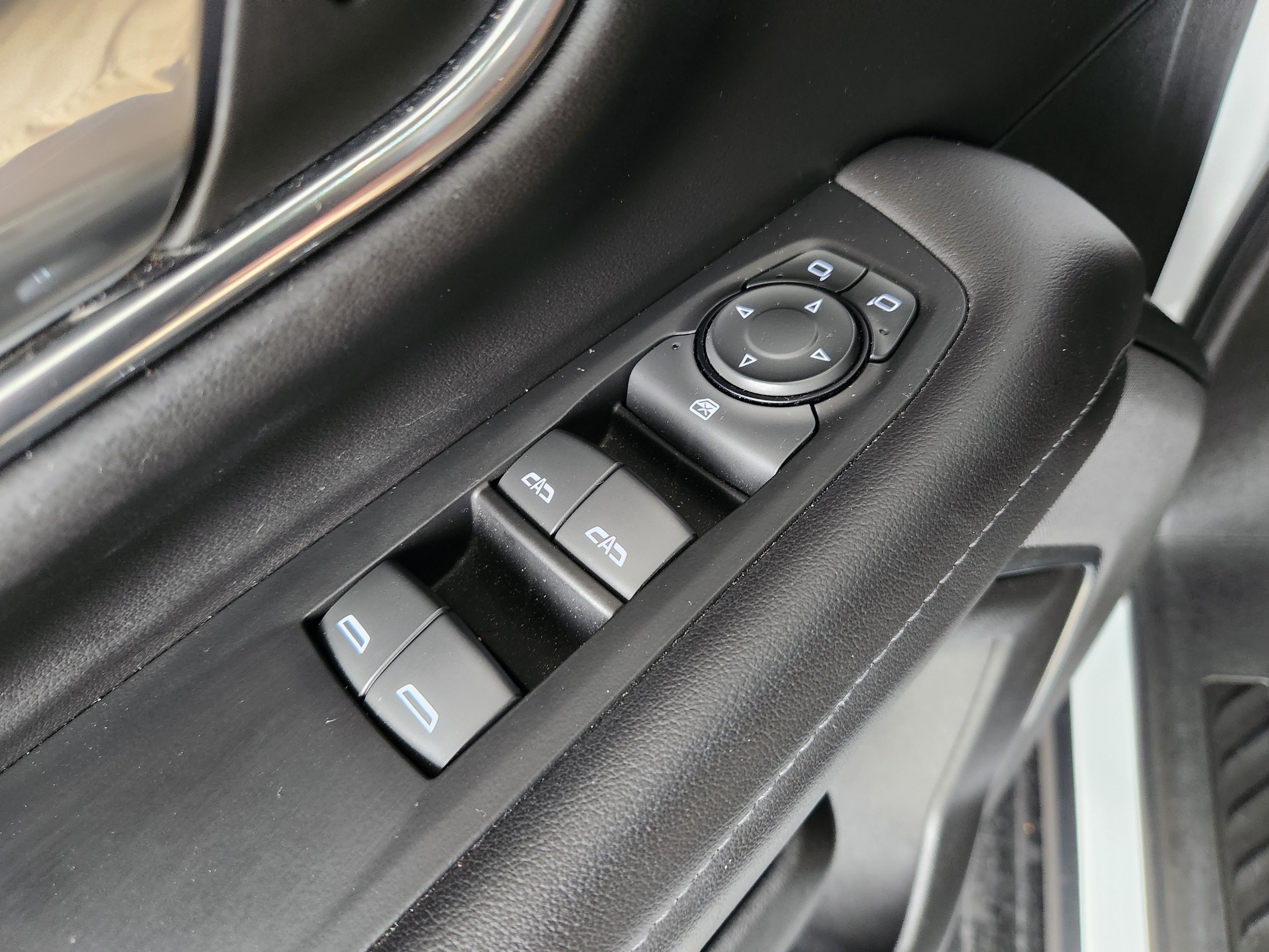 Used 2022 Chevrolet Tahoe LS RWD image 23