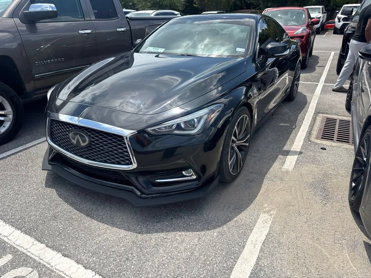 Used 2019 INFINITI Q60 3.0t Luxe w/ Essential Package RWD image 1