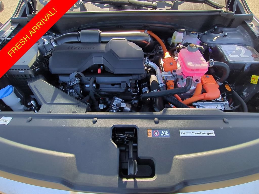 Used 2025 Kia Sportage LX AWD/4WD image 28