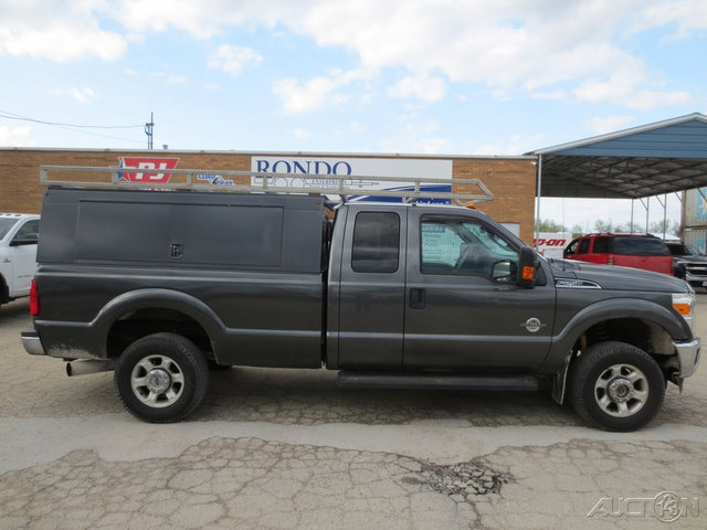 Used 2016 Ford F250 XLT w/ XLT Value Package image 1