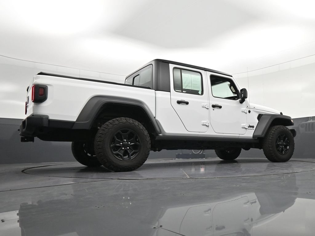 Used 2023 Jeep Gladiator Sport AWD/4WD image 29