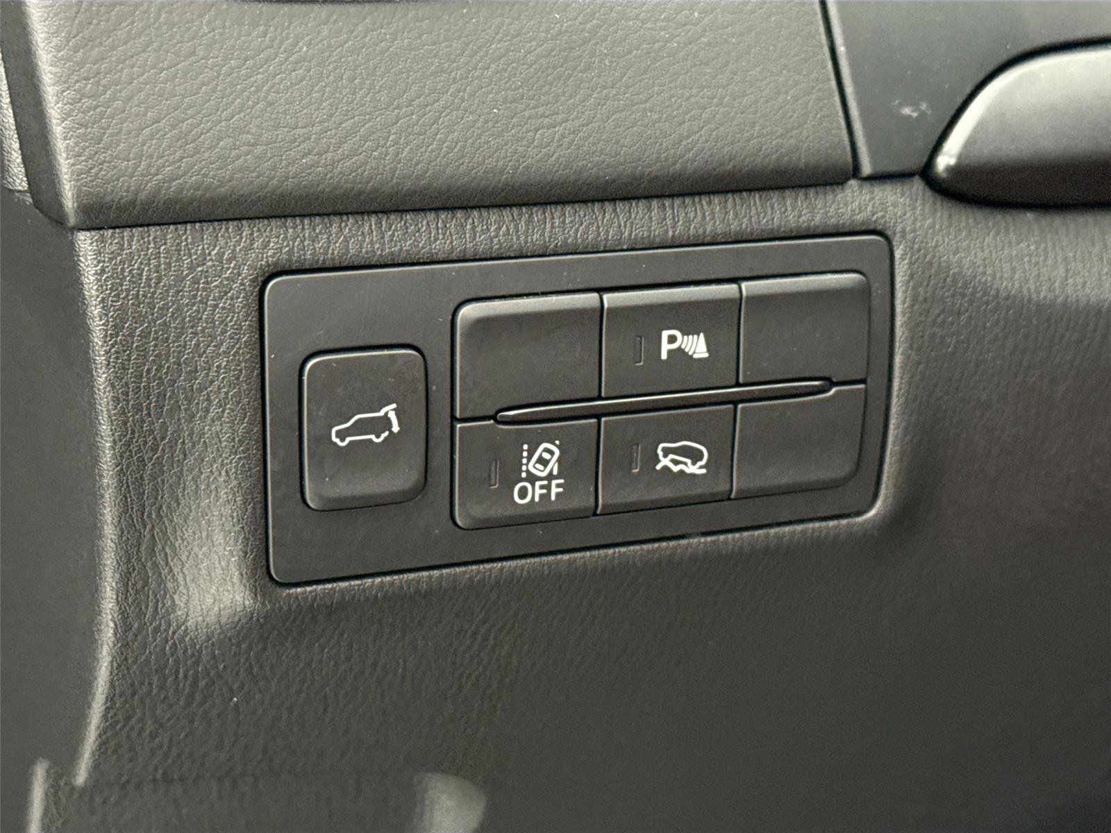 Certified 2023 MAZDA CX-9 Carbon Edition AWD/4WD image 16