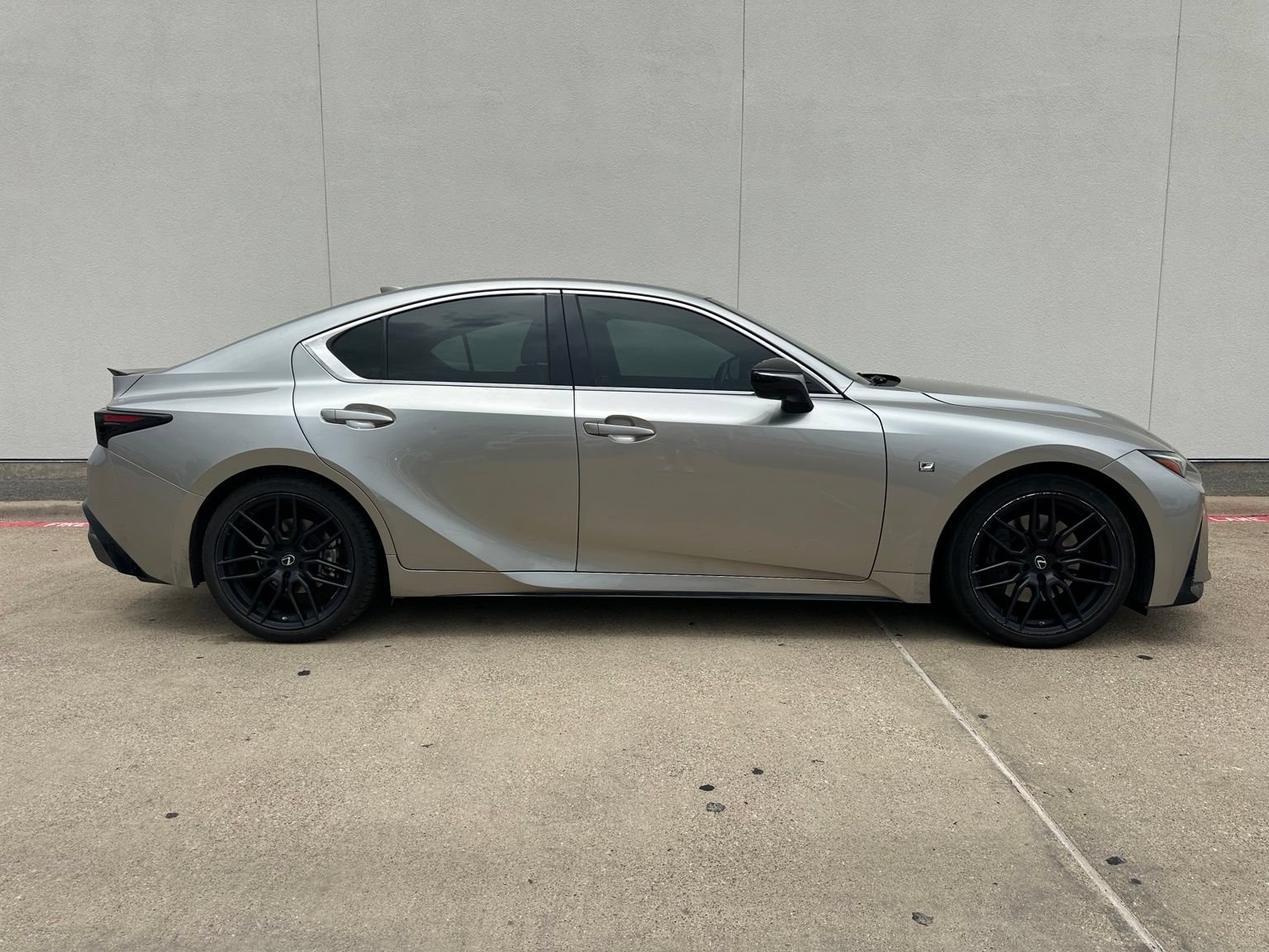 Used 2022 Lexus IS 350 F Sport w/ Dynamic Handling Package RWD image 8