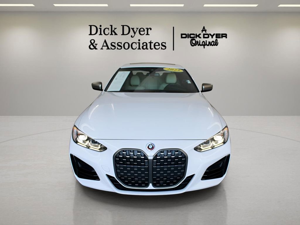 Used 2023 BMW M440i M440i w/ Premium Package image 9