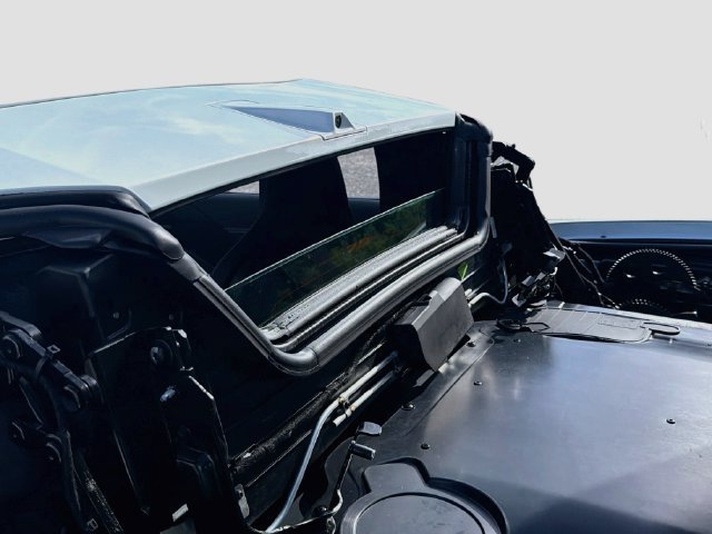 Used 2023 Chevrolet Corvette Stingray Convertible w/ 1LT RWD image 41