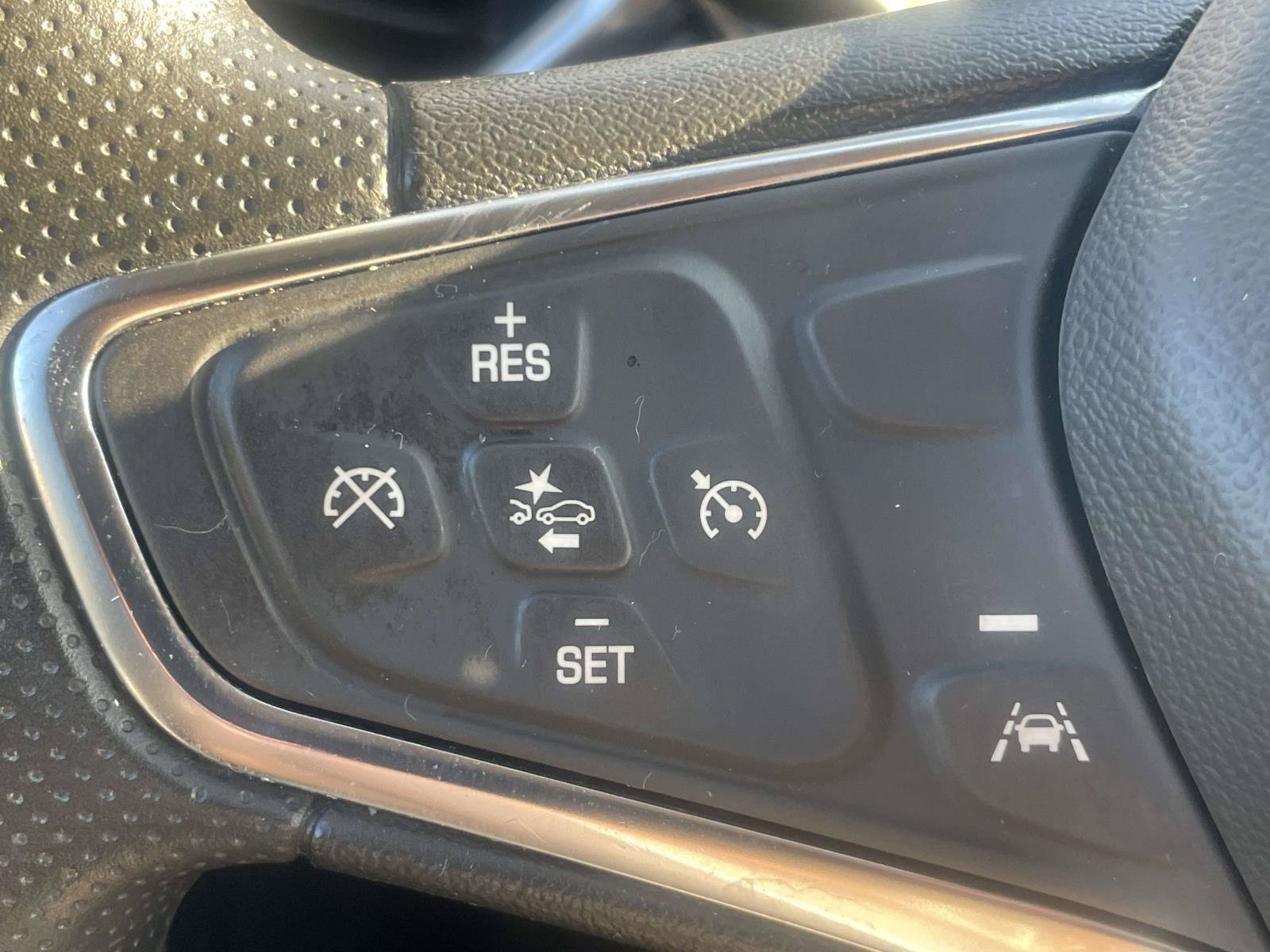 Used 2024 Chevrolet Equinox LS w/ LS Convenience Package FWD image 22