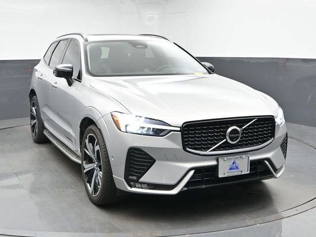 Used 2023 Volvo XC60 B6 Ultimate w/ Protection Package Premier AWD/4WD image 2