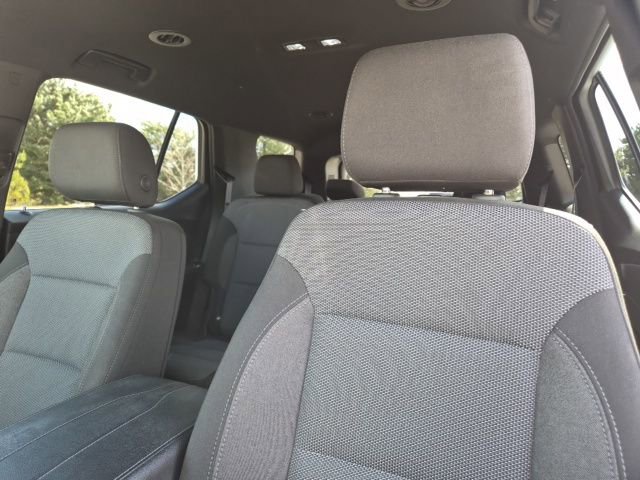 Used 2024 Chevrolet Traverse LT w/ LPO, Floor Liner Package image 17