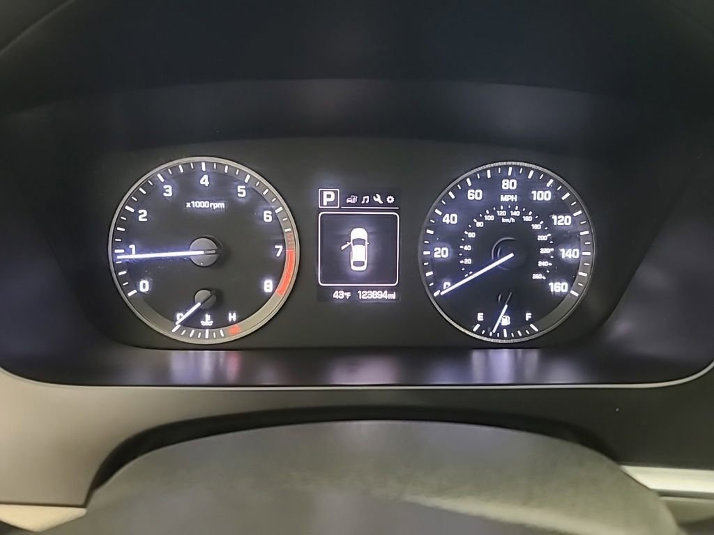 Used 2015 Hyundai Sonata Limited FWD image 29