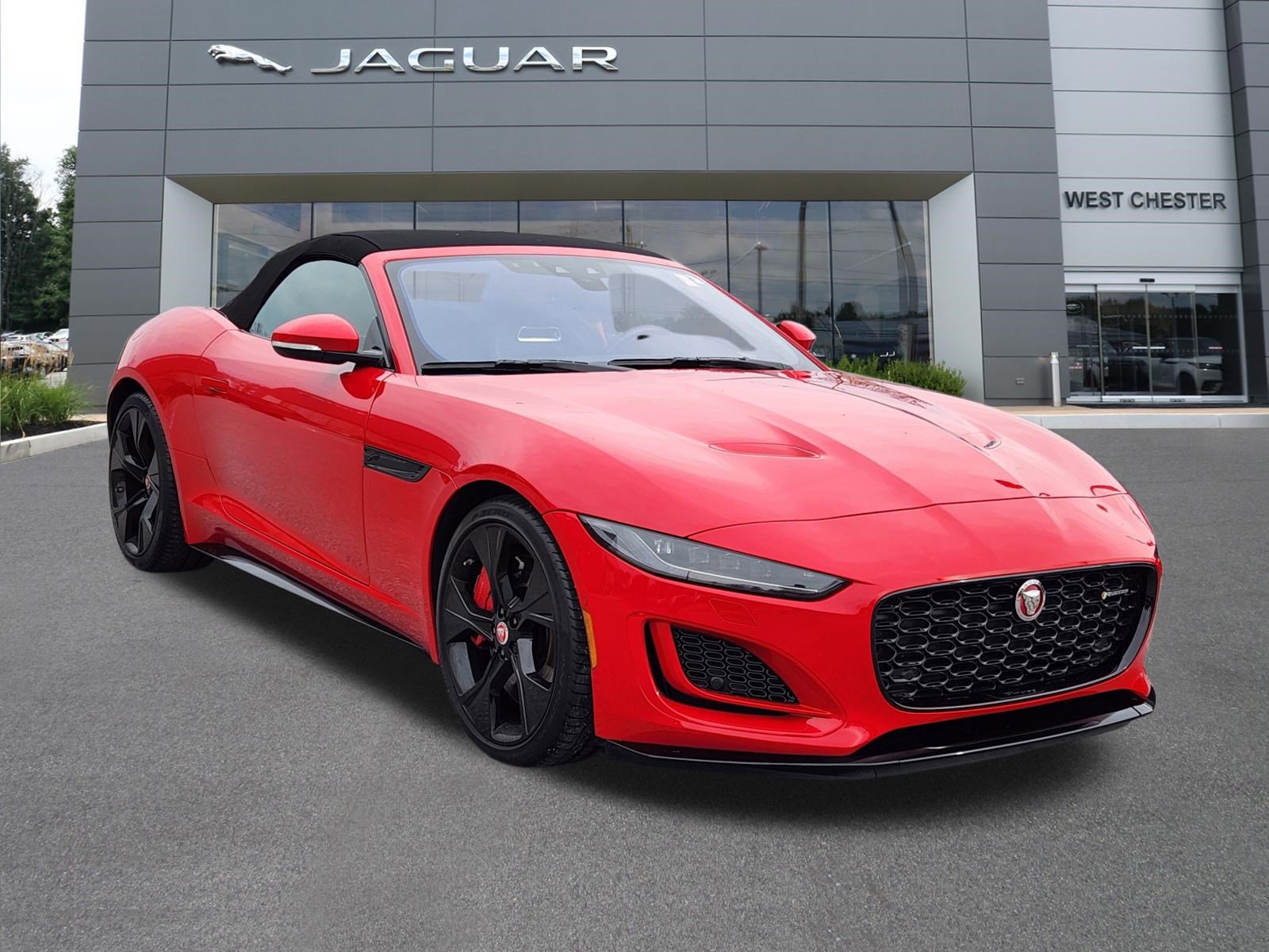 Certified 2022 Jaguar F-TYPE R-Dynamic image 2