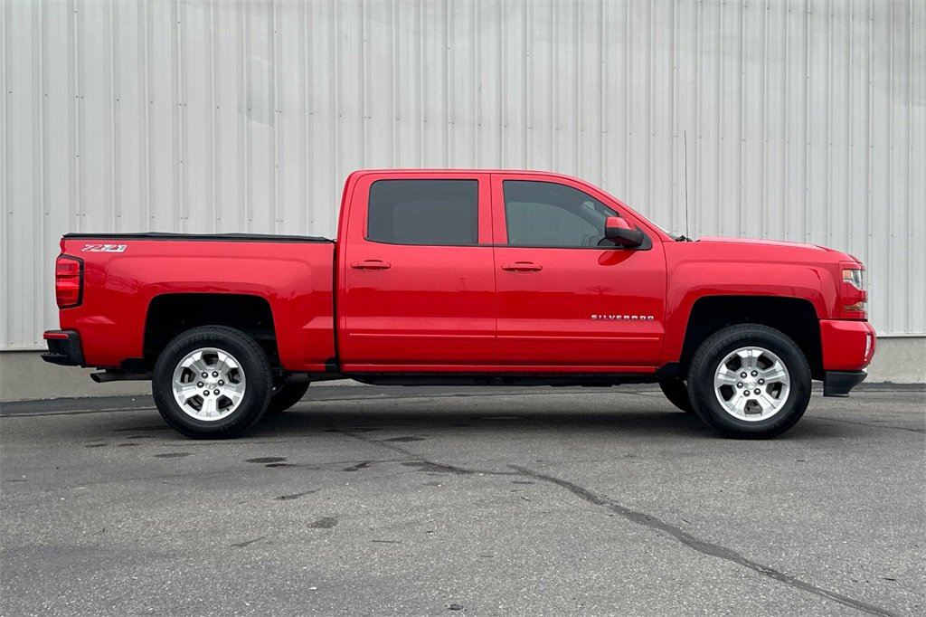 Used 2017 Chevrolet Silverado 1500 LT w/ All Star Edition image 3