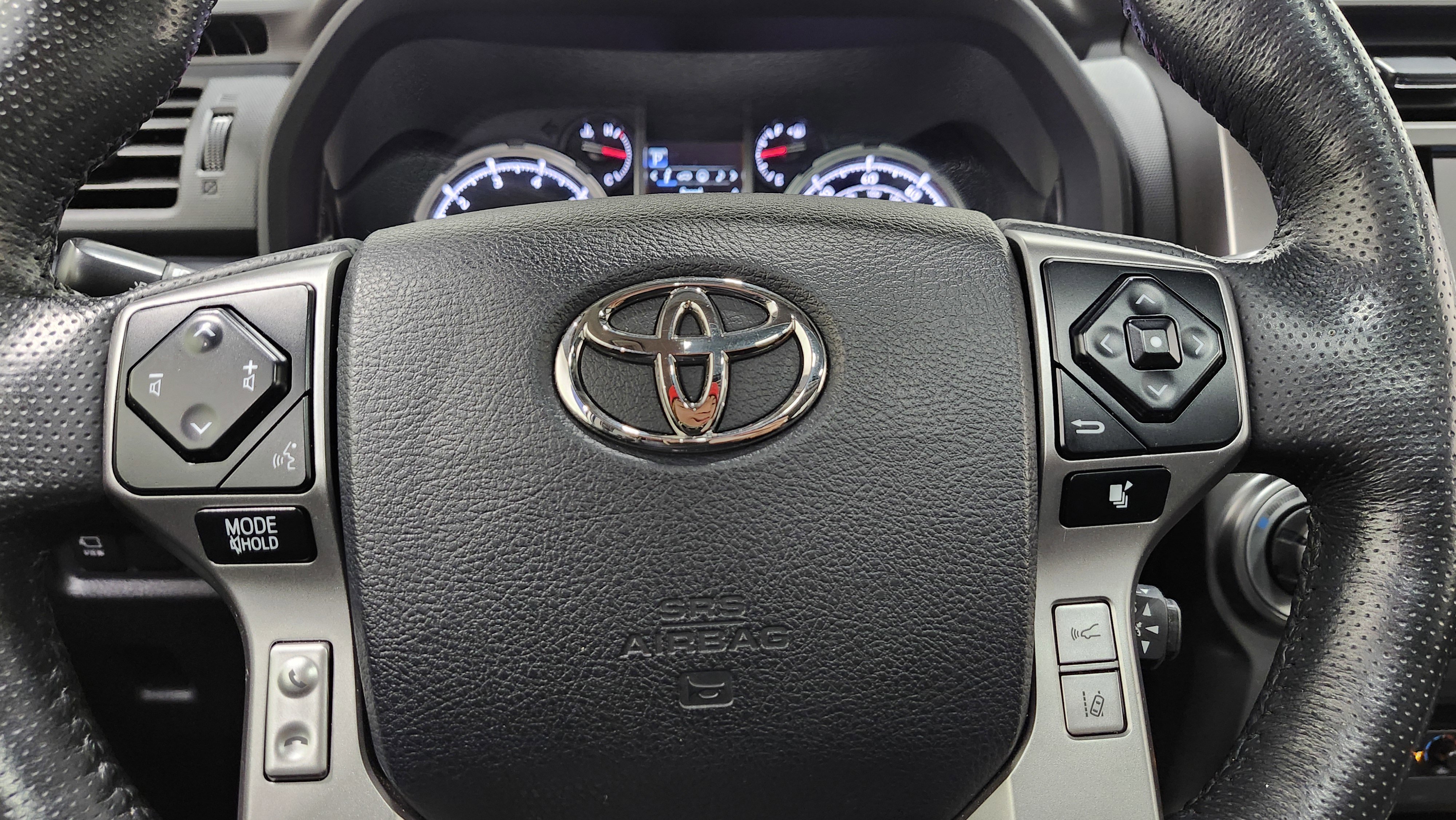Used 2023 Toyota 4Runner Limited image 29