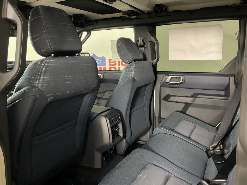 New 2026 Ford Bronco Heritage Edition AWD/4WD image 15