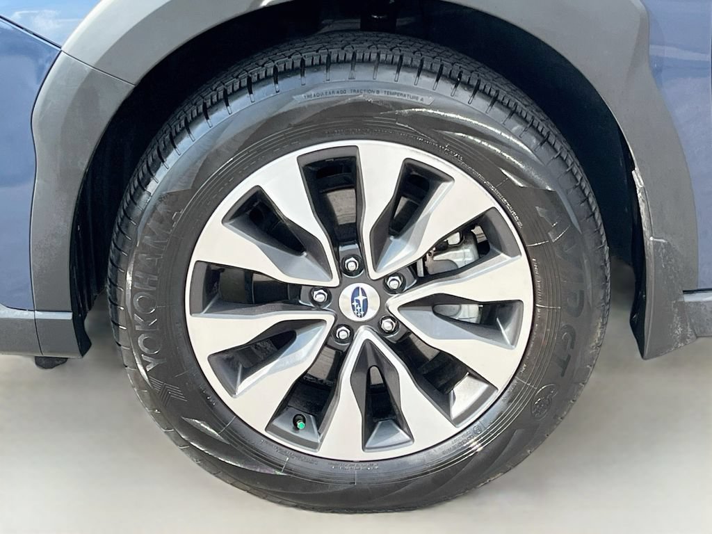 Used 2025 Subaru Outback Touring XT AWD/4WD image 33