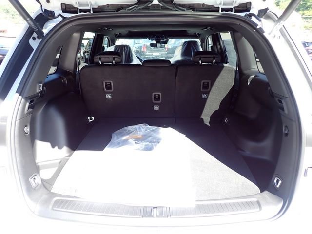 New 2025 Jeep Grand Cherokee Laredo w/ Luxury Tech Group I image 6