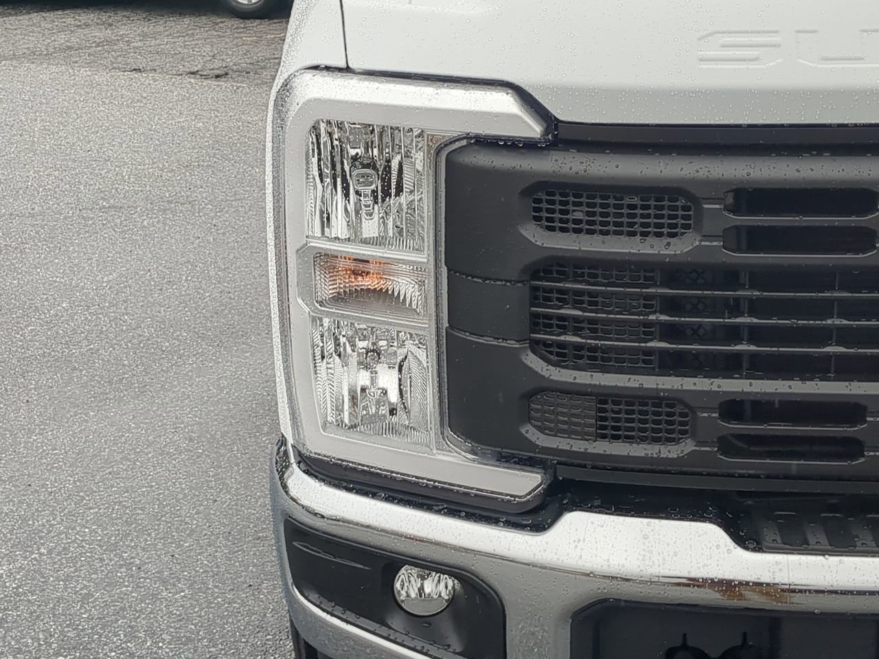 New 2026 Ford F250 XL w/ XL Chrome Package image 8