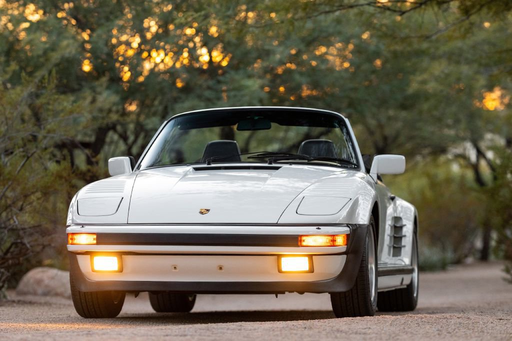 Used 1989 Porsche 911 Turbo image 9
