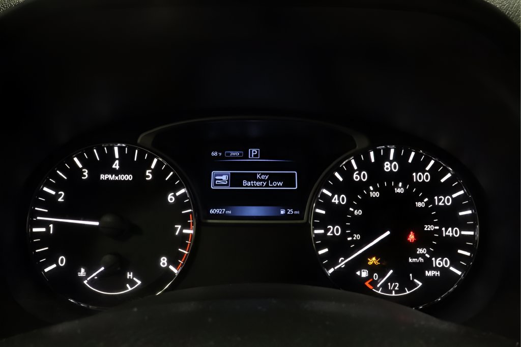 Used 2020 Nissan Pathfinder S AWD/4WD image 21