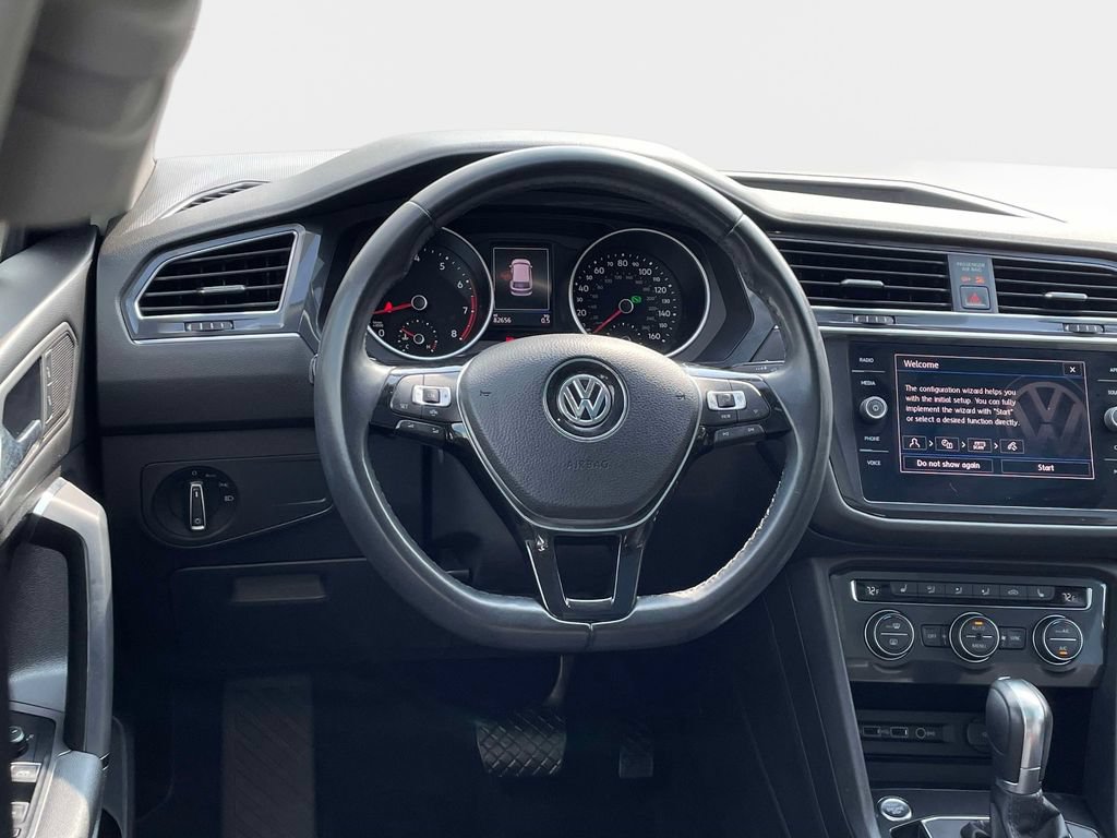 Used 2019 Volkswagen Tiguan SE w/ Panoramic Sunroof Package AWD/4WD image 18