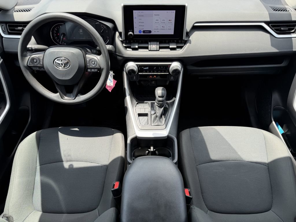 Used 2024 Toyota RAV4 LE FWD image 13