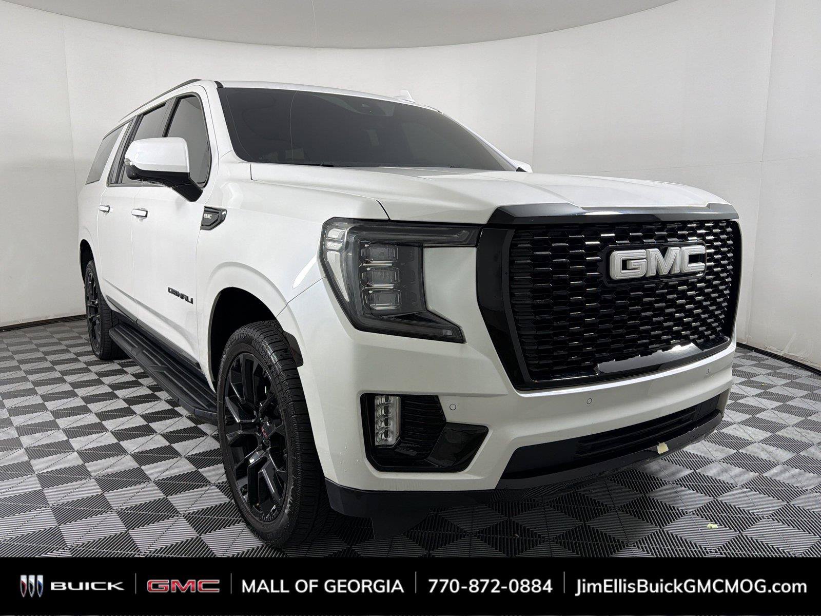 Used 2023 GMC Yukon XL SLT w/ SLT Premium Package