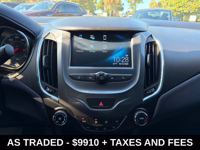Used 2018 Chevrolet Cruze LT w/ Redline Edition FWD image 22
