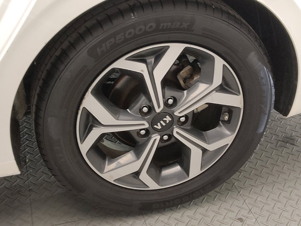 Used 2021 Kia Forte LXS FWD image 31