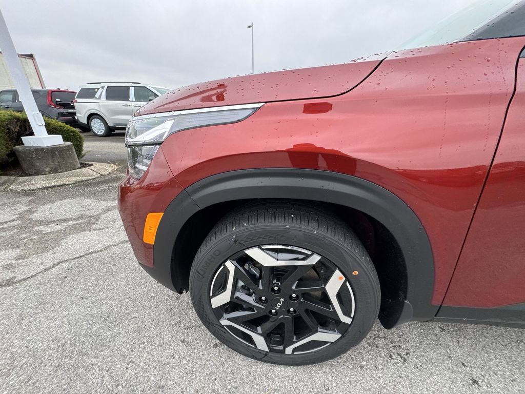 Used 2026 Kia Seltos SX w/ SX Sunroof Package image 10