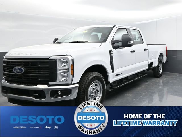 New 2025 Ford F250 XL w/ XL Chrome Package image 4