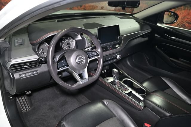 Used 2024 Nissan Altima 2.5 SR FWD image 20
