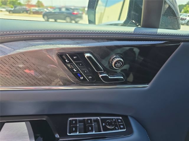 Used 2025 Cadillac Escalade IQ Luxury 2 w/ LPO, Premium Carpet Package AWD/4WD image 20