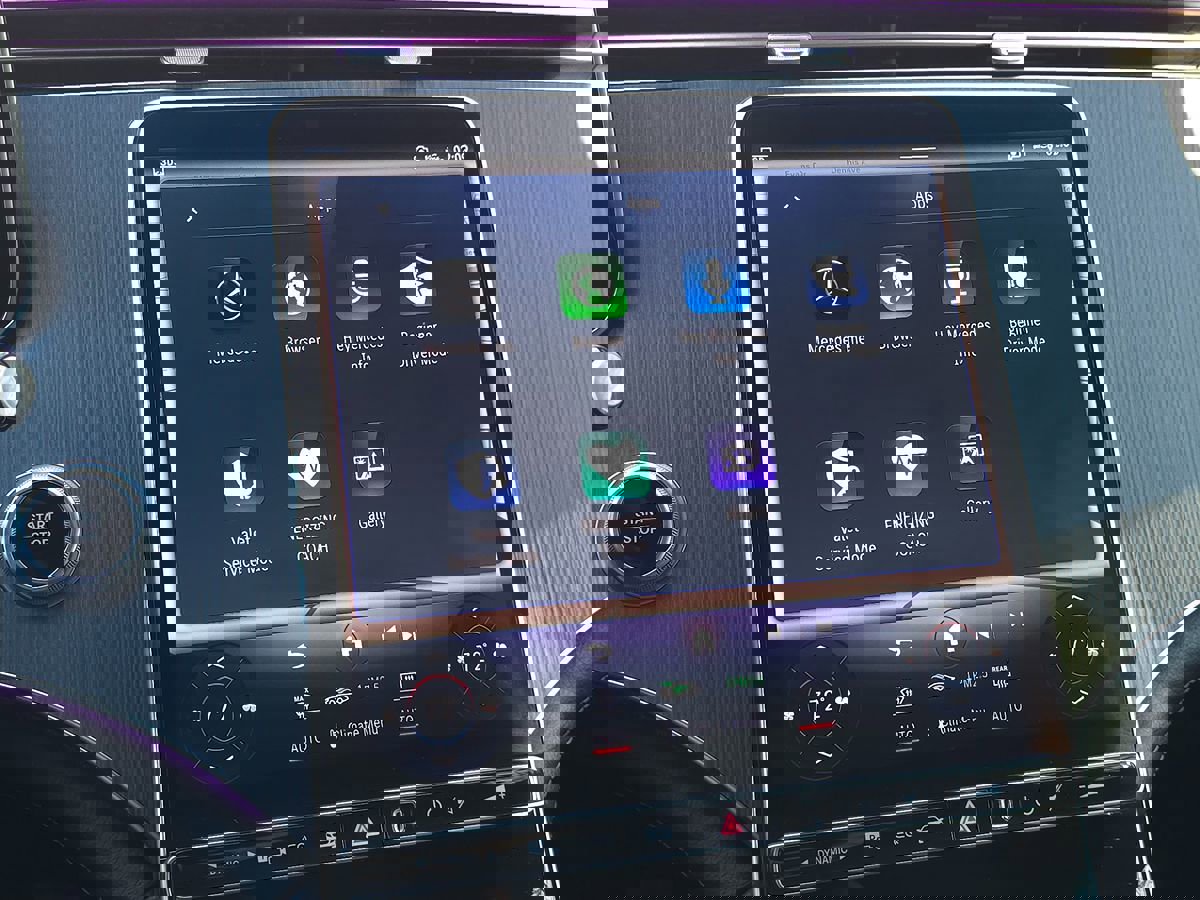 Used 2023 Mercedes-Benz EQE 500 4MATIC SUV image 44