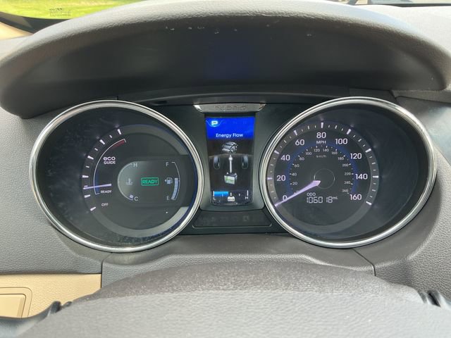 Used 2015 Hyundai Sonata Limited w/ Option Group 02 FWD image 17