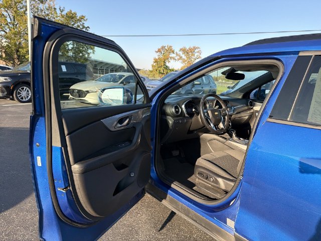 Used 2019 Chevrolet Blazer LT FWD image 18
