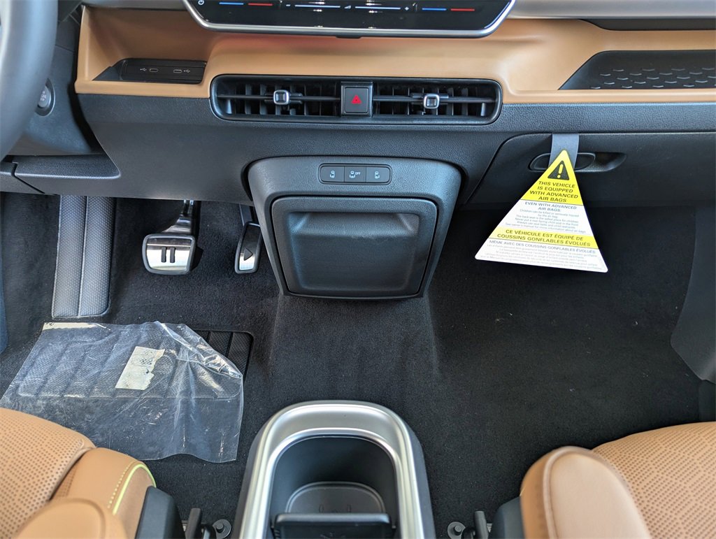 New 2025 Volkswagen ID. Buzz Pro S Plus image 27