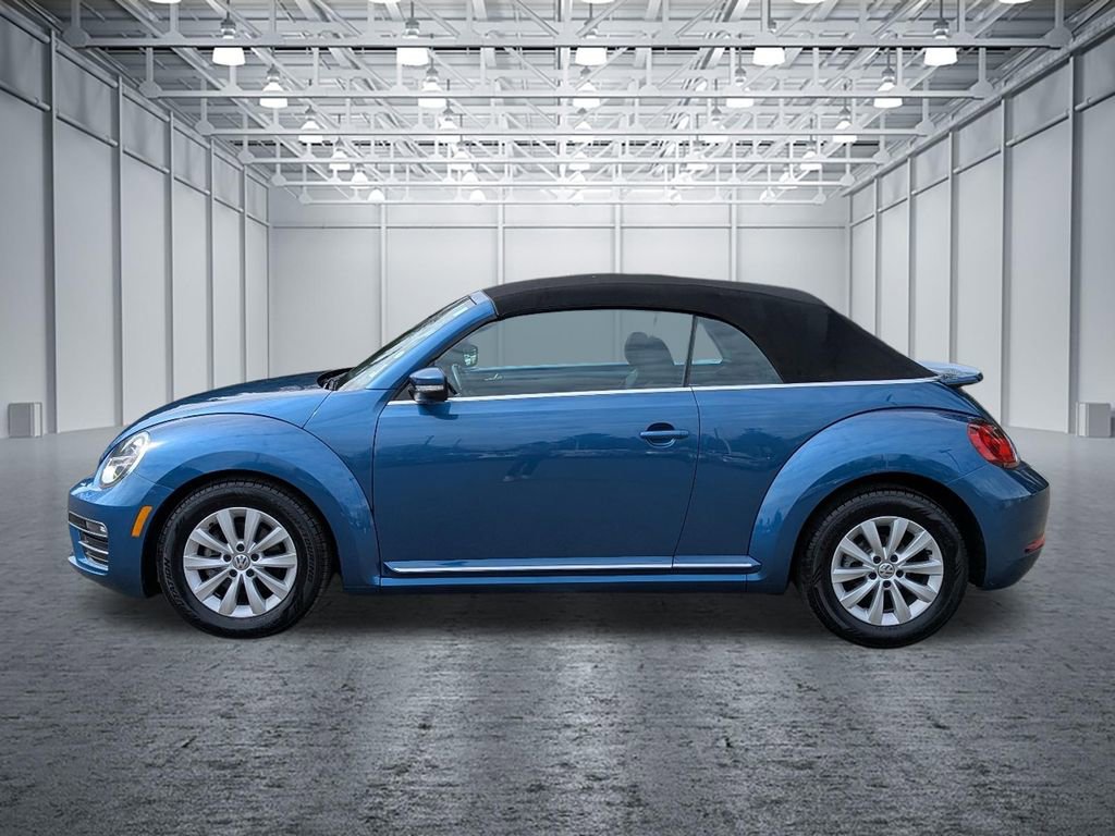 Used 2018 Volkswagen Beetle 2.0T S image 2