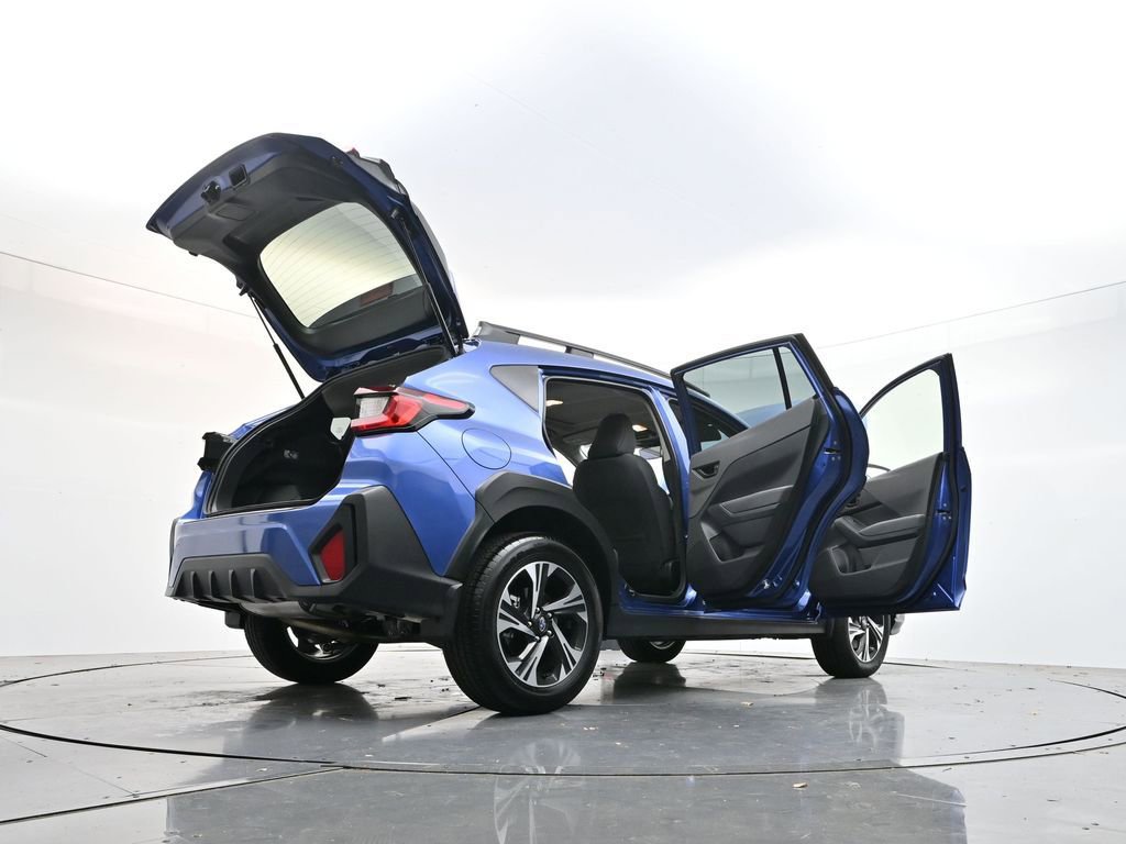 Certified 2025 Subaru Crosstrek 2.0i Premium image 39