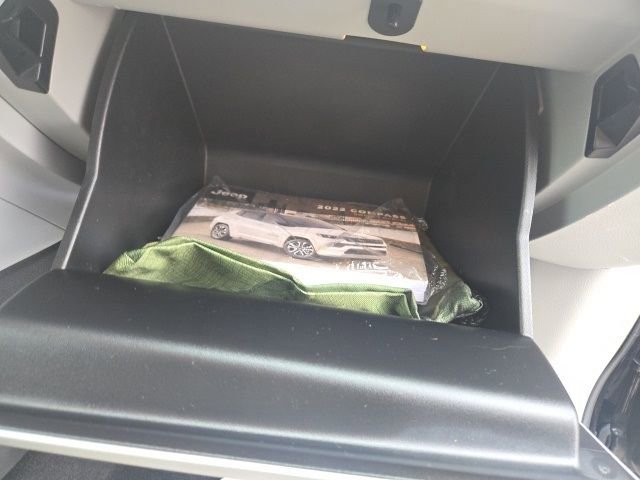 Used 2022 Jeep Compass Limited image 30