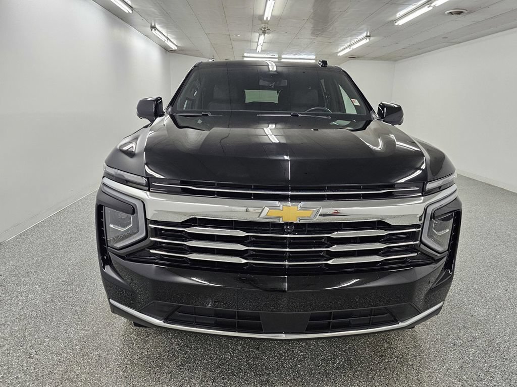 Used 2025 Chevrolet Tahoe LT AWD/4WD image 2