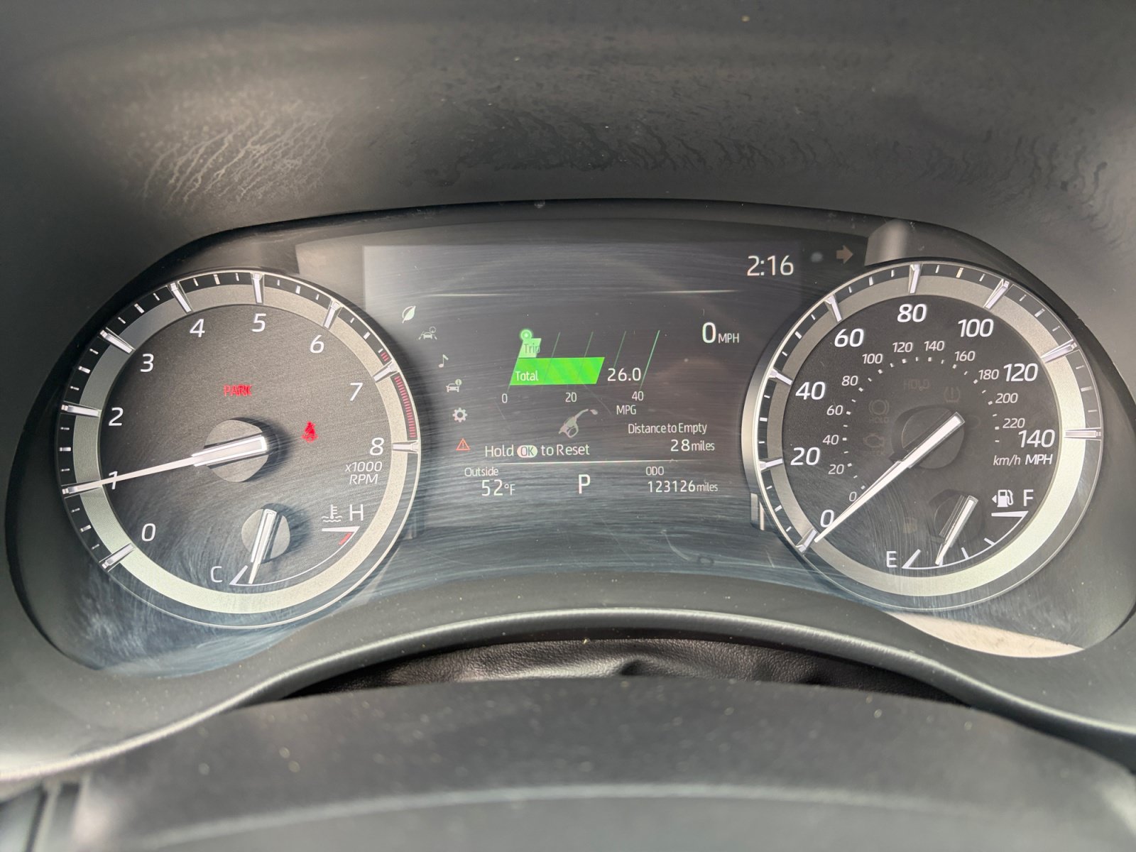 Used 2021 Toyota Highlander XLE AWD/4WD image 13