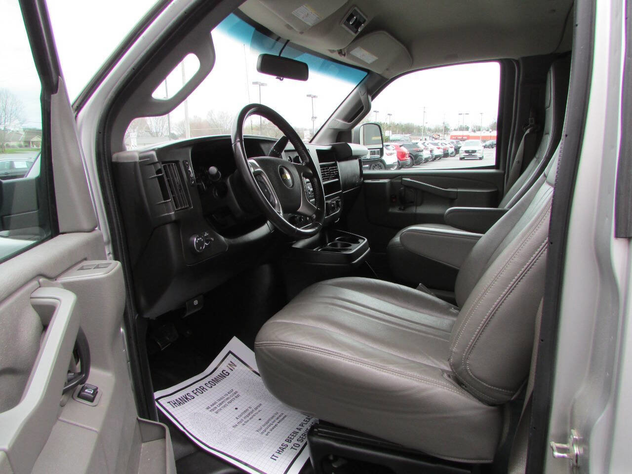 Used 2017 Chevrolet Express 3500 LS image 7