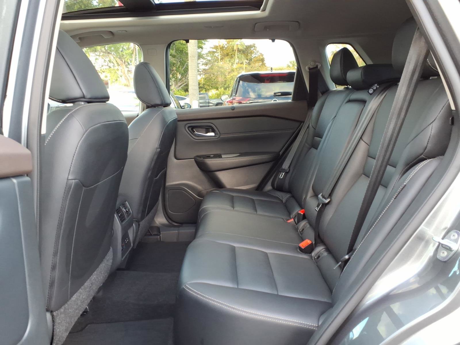 Certified 2023 Nissan Rogue SL w/ SL Premium Package image 18