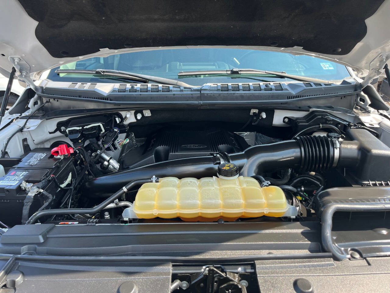 Used 2018 Ford F150 XLT w/ Equipment Group 302A Luxury image 15